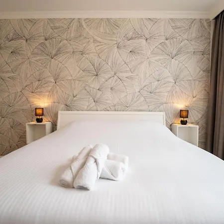 Historical And Spacious Amanda By Interhome Feriehus Blankenberge