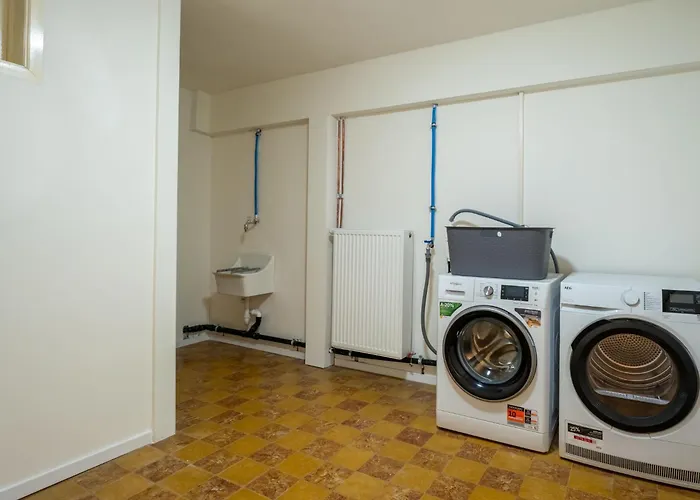 別荘 Historical And Spacious Amanda By Interhome *