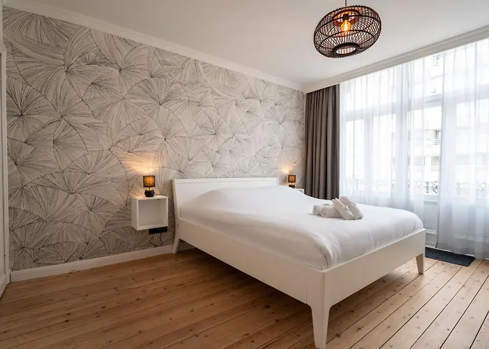 別荘 Historical And Spacious Amanda By Interhome