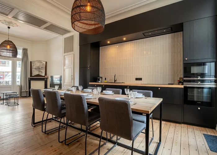 別荘 Historical And Spacious Amanda By Interhome *