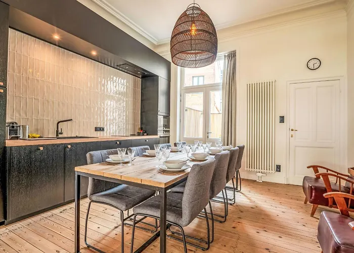 Historical And Spacious Amanda By Interhome *