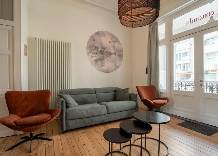 Historical And Spacious Amanda By Interhome 別荘